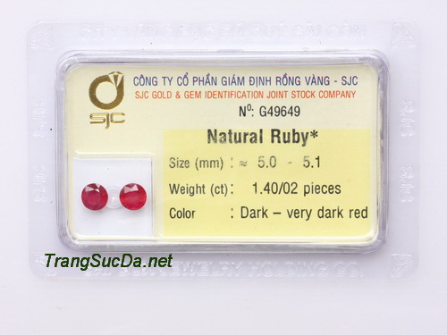 Bong tai da quy ruby