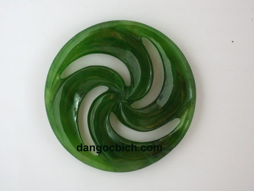 Ngọc bích nephrite phong thủy