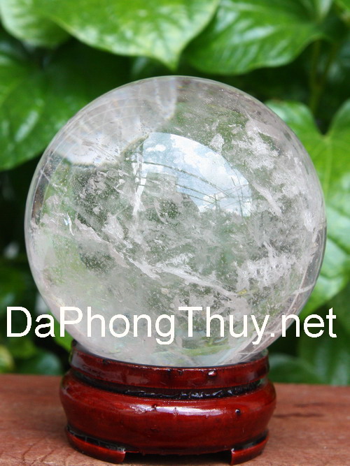 Da quy thach anh trang