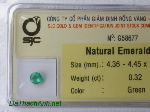 Da ngoc luc bao emerald