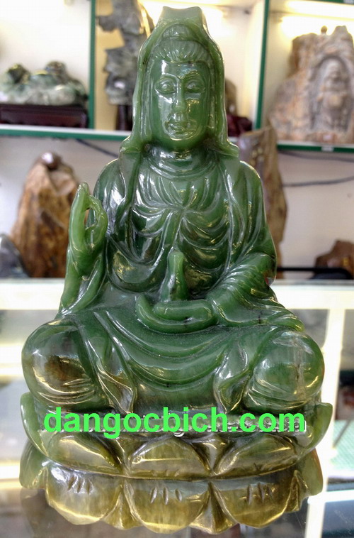 QUAN AM ngoc bich nephrite